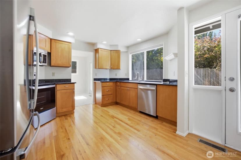 Property photo for 14447 86th Place Ne, Kirkland photo 15
