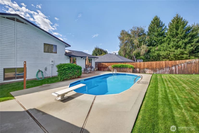 Property photo for 717 12th Street Ne, East Wenatchee photo 35