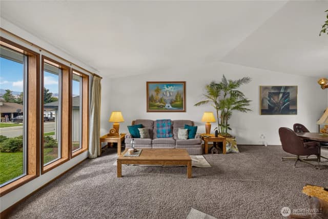 Property photo for 717 12th Street Ne, East Wenatchee photo 5