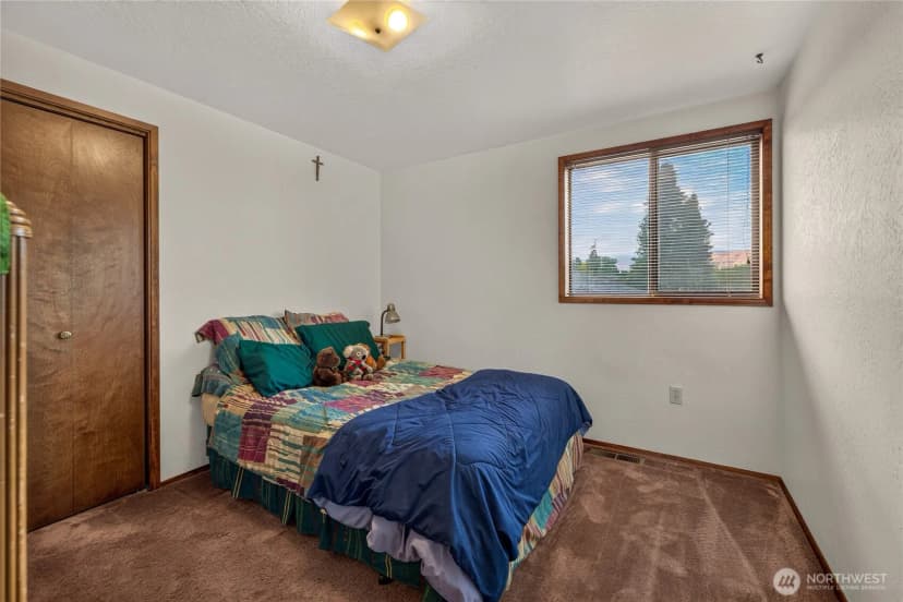 Property photo for 717 12th Street Ne, East Wenatchee photo 14