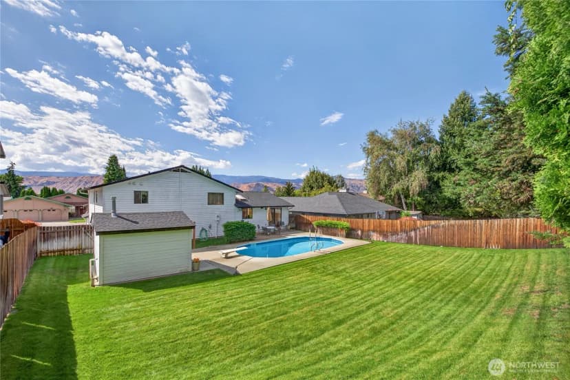 Property photo for 717 12th Street Ne, East Wenatchee photo 36