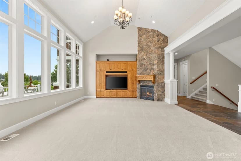 Property photo for 11621 Gravelly Lake Drive Sw, Lakewood photo 9