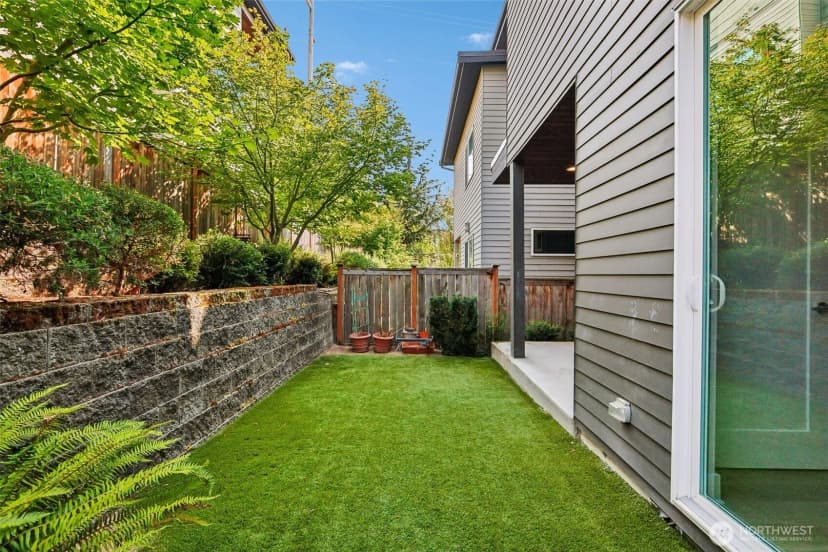 Property photo for 8710 112th Avenue Ne, Kirkland photo 25