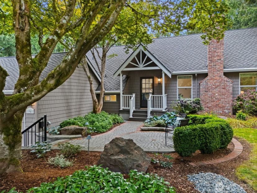 Property photo for 1941 224th Place Ne, Sammamish