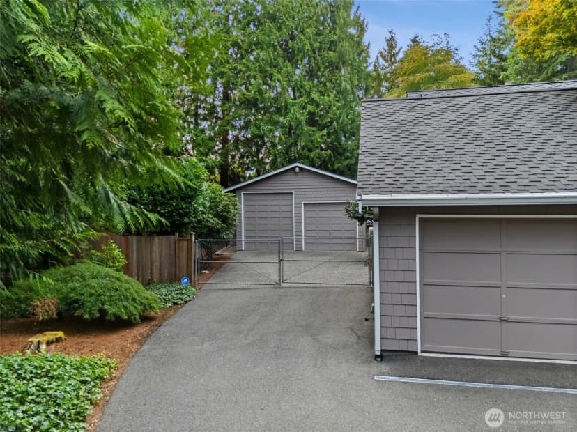 Property photo for 1941 224th Place Ne, Sammamish photo 33