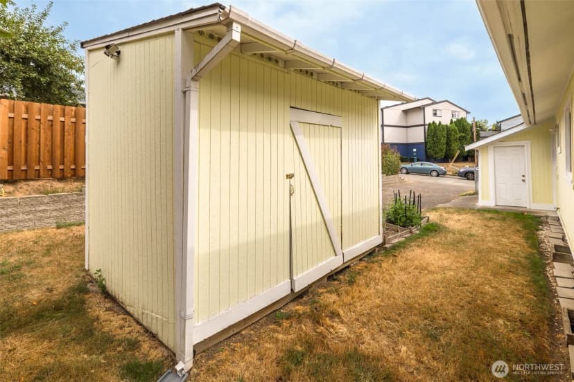 Property photo for 2703 Maple Street, Bremerton photo 25
