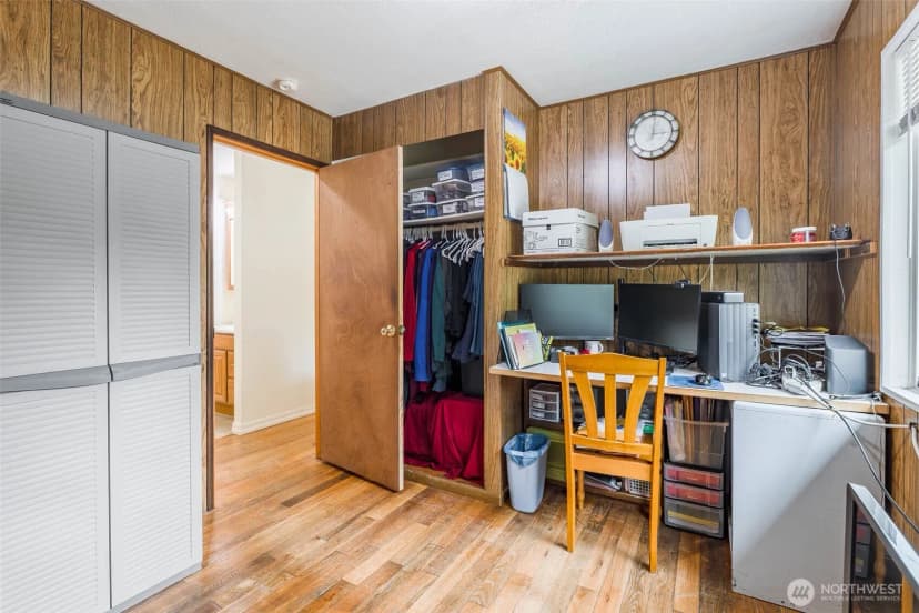 Property photo for 2703 Maple Street, Bremerton photo 13