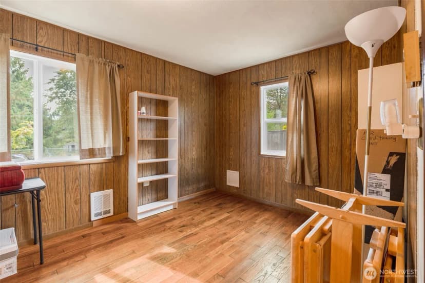 Property photo for 2703 Maple Street, Bremerton photo 14