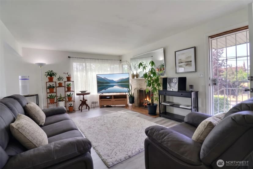 Property photo for 1503 S Stevens Street, Seattle photo 8