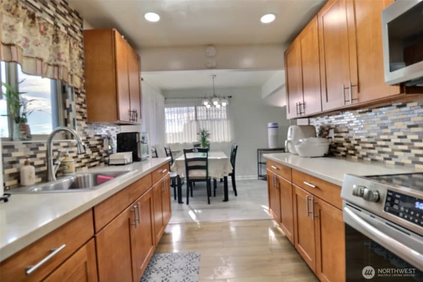 Property photo for 1503 S Stevens Street, Seattle photo 11