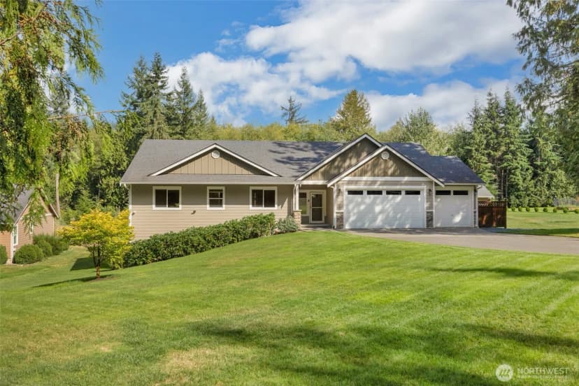 Property photo for 15705 99th Drive Ne, Arlington