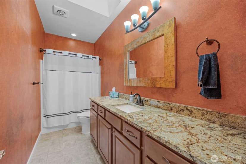 Property photo for 15705 99th Drive Ne, Arlington photo 19