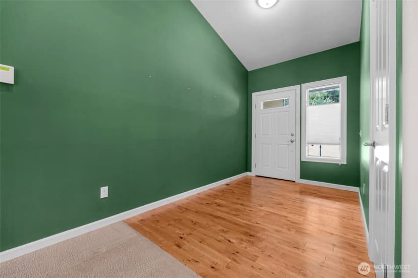 Property photo for 15705 99th Drive Ne, Arlington photo 3