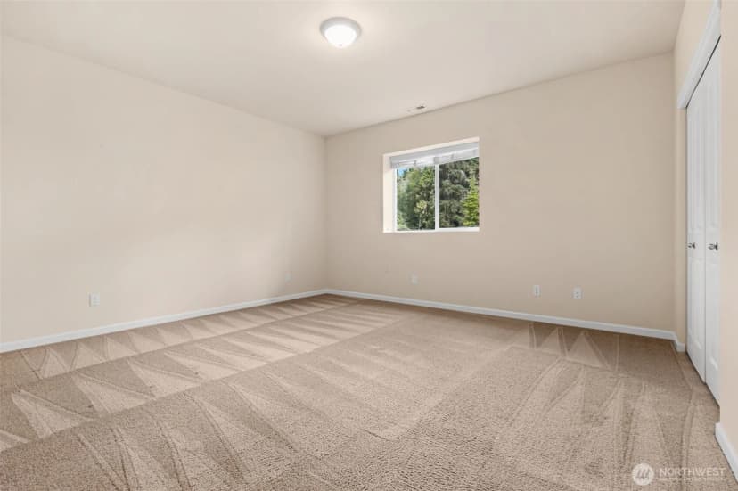 Property photo for 15705 99th Drive Ne, Arlington photo 25