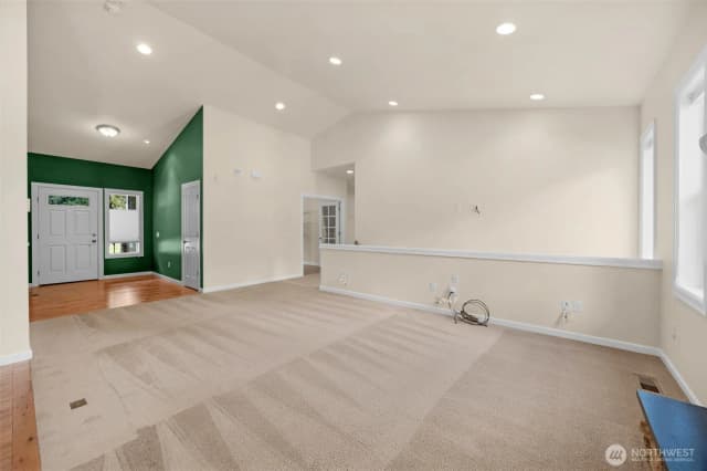 Property photo for 15705 99th Drive Ne, Arlington photo 4