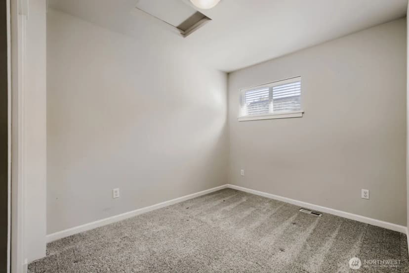 Property photo for 2136 Ne Noble Street, Issaquah photo 20