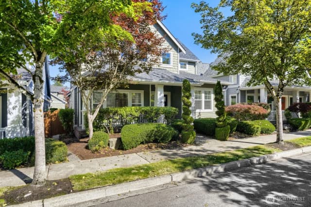 Property photo for 2136 Ne Noble Street, Issaquah photo 2