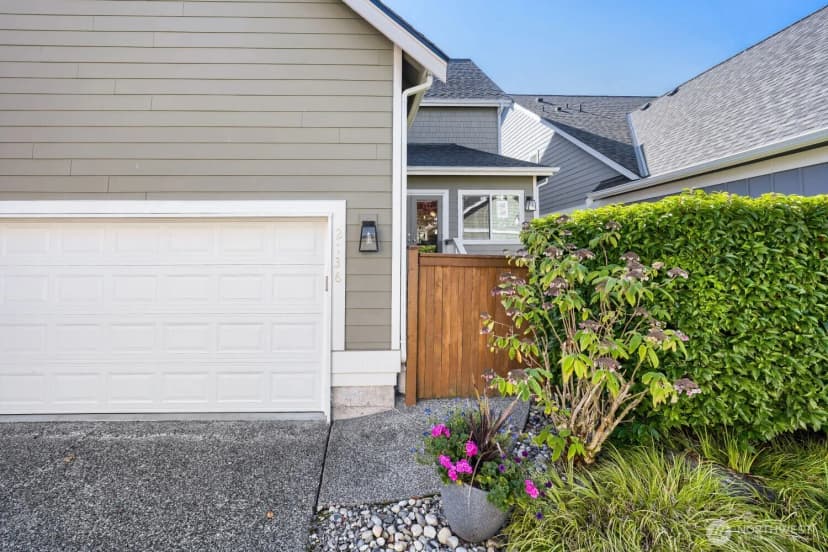Property photo for 2136 Ne Noble Street, Issaquah photo 25