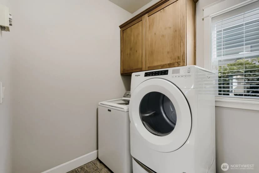 Property photo for 2136 Ne Noble Street, Issaquah photo 23