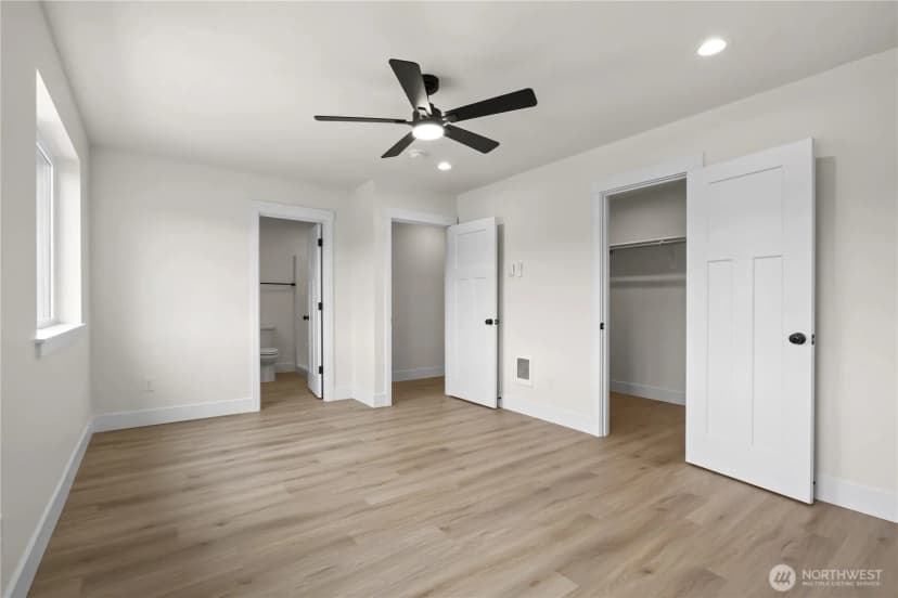 Property photo for 15 Anchor Way Loop, Cathlamet photo 18