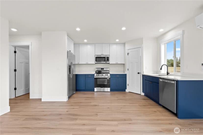 Property photo for 15 Anchor Way Loop, Cathlamet photo 7