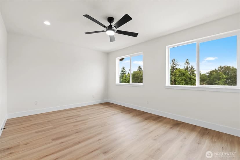 Property photo for 15 Anchor Way Loop, Cathlamet photo 16