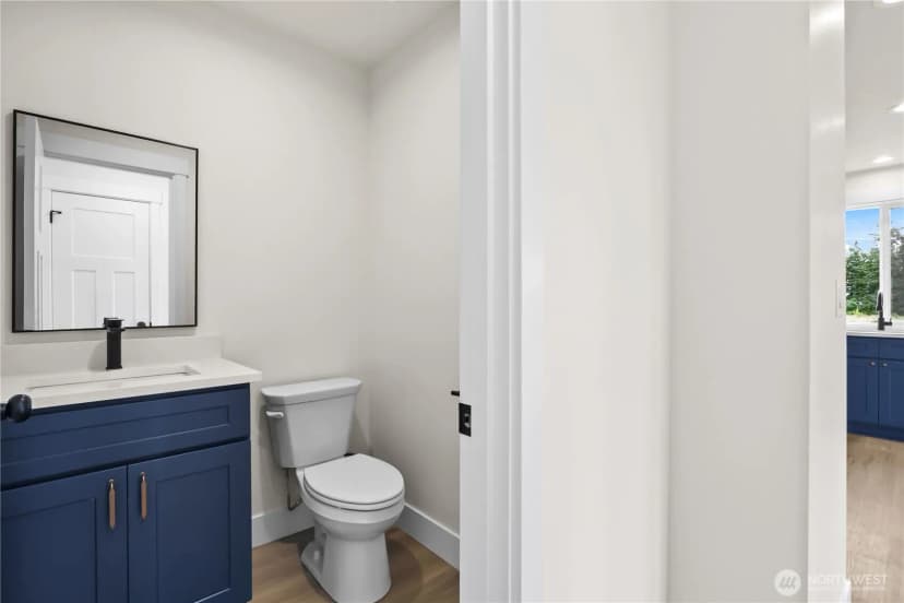 Property photo for 15 Anchor Way Loop, Cathlamet photo 14