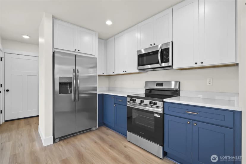 Property photo for 15 Anchor Way Loop, Cathlamet photo 11