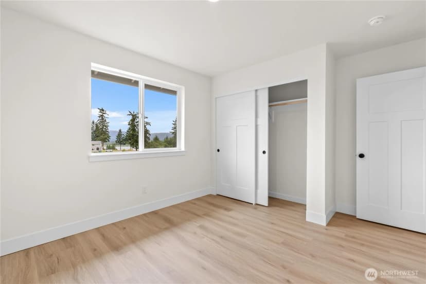Property photo for 15 Anchor Way Loop, Cathlamet photo 25