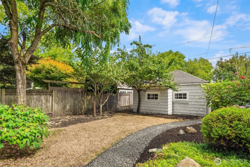 Property photo for 5632 Keystone Place N, Seattle photo 14