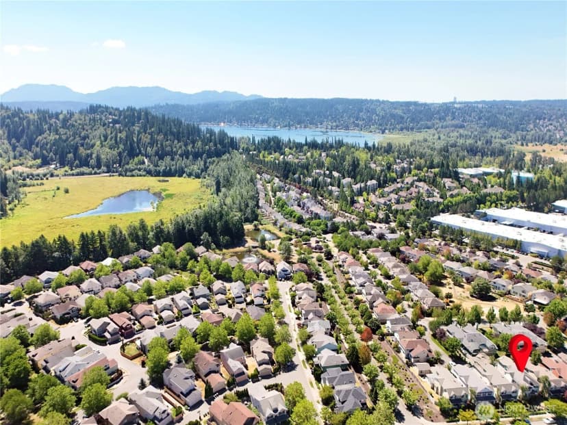 Property photo for 18947 Ne 68th Street, Redmond photo 36