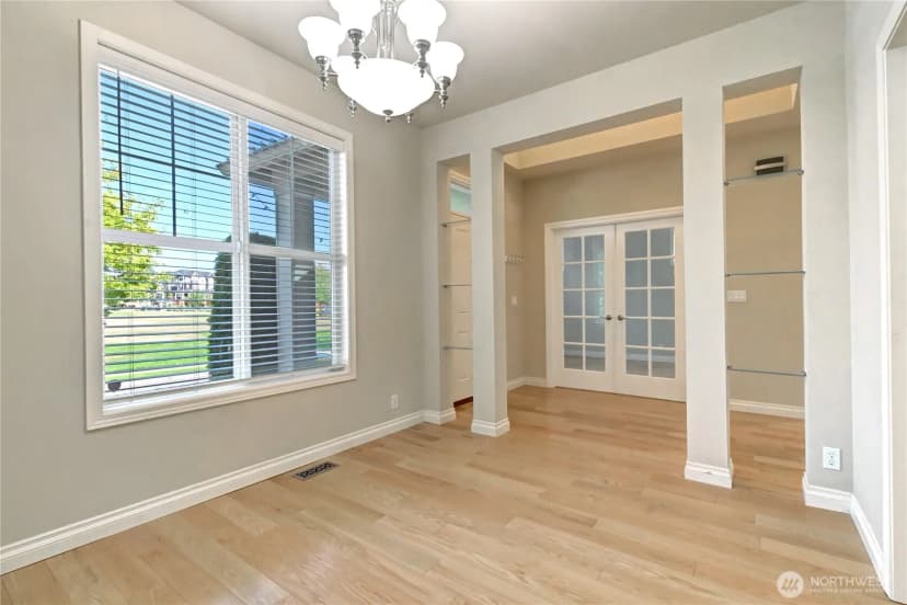 Property photo for 18947 Ne 68th Street, Redmond photo 6