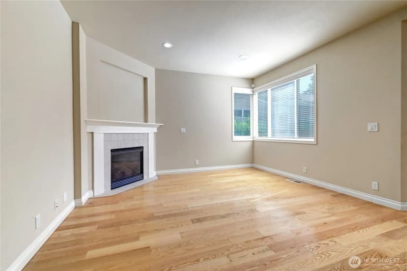 Property photo for 18947 Ne 68th Street, Redmond photo 19