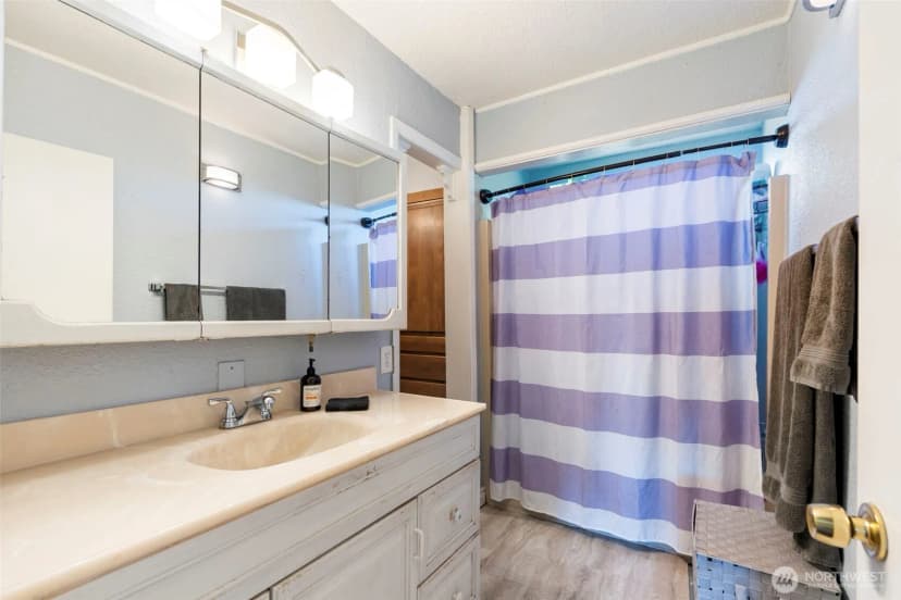 Property photo for 1261 Sw Elzina Street, Chehalis photo 19