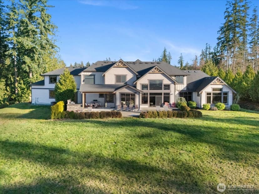 Property photo for 2230 75th Avenue Ne, Lake Stevens photo 5