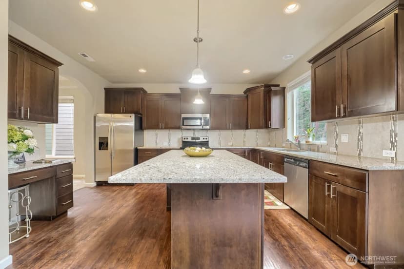 Property photo for 537 Ne Queen Avenue, Renton photo 8