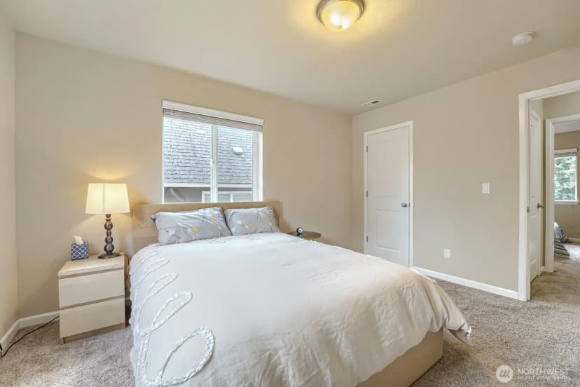 Property photo for 537 Ne Queen Avenue, Renton photo 14