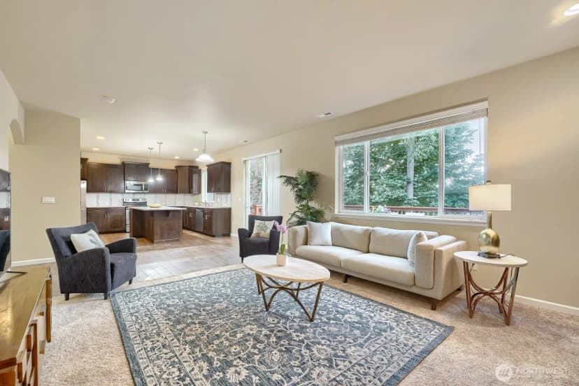 Property photo for 537 Ne Queen Avenue, Renton photo 5