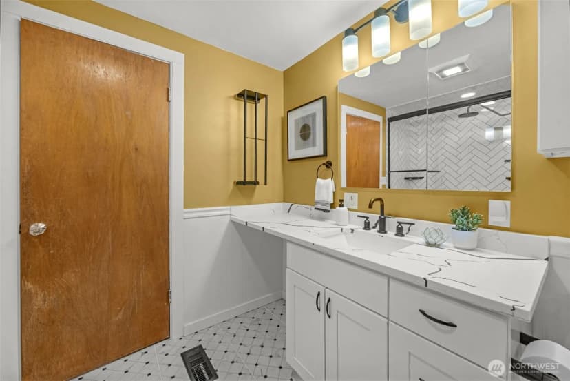 Property photo for 24217 4th Place W, Bothell photo 20