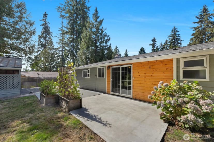 Property photo for 24217 4th Place W, Bothell photo 24