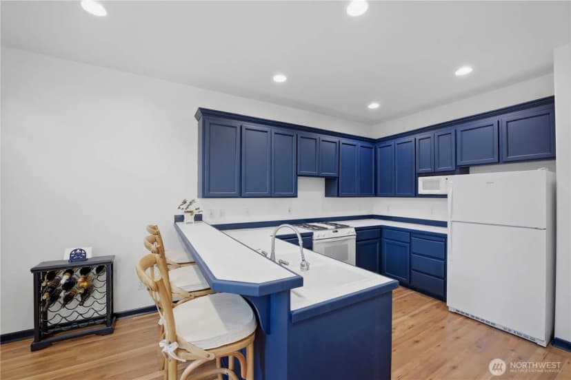 Property photo for 11627 E Oakmont Drive, Mukilteo photo 14