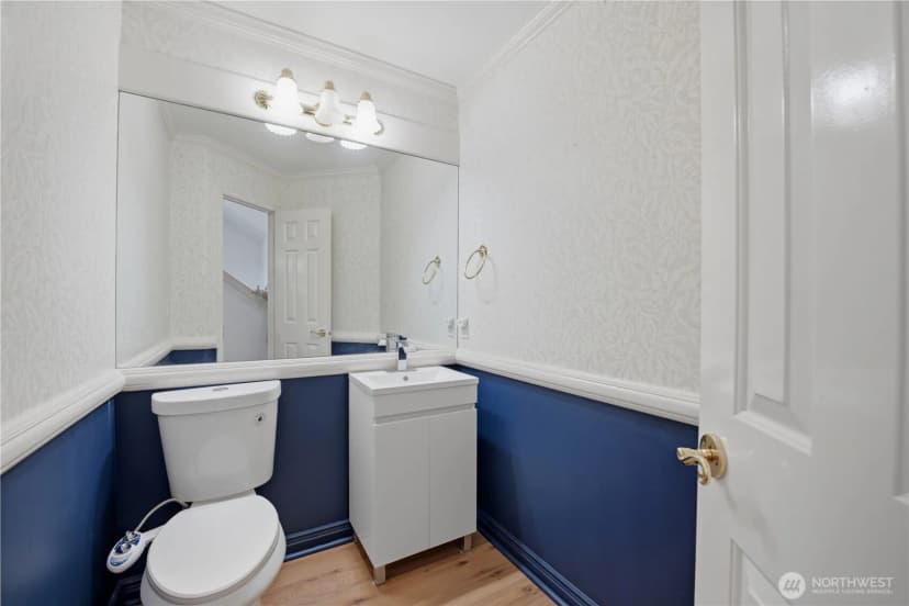 Property photo for 11627 E Oakmont Drive, Mukilteo photo 19