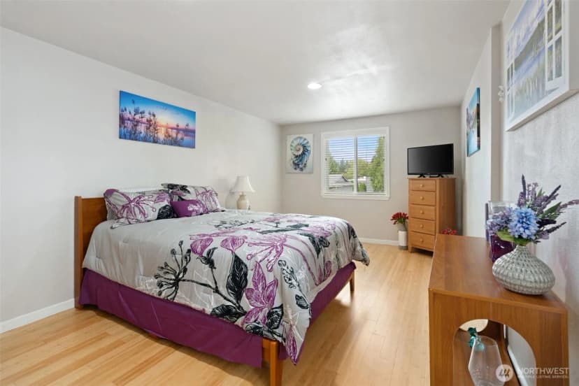 Property photo for 7048 7048 Aegean Boulevard Ne, Bremerton photo 19