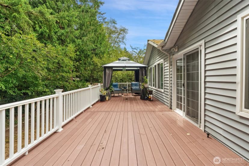 Property photo for 7048 7048 Aegean Boulevard Ne, Bremerton photo 28