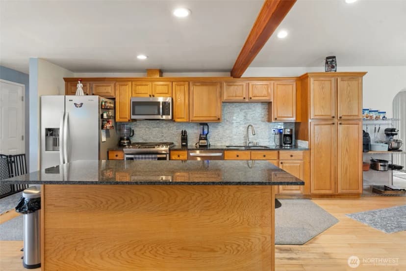 Property photo for 7048 7048 Aegean Boulevard Ne, Bremerton photo 10
