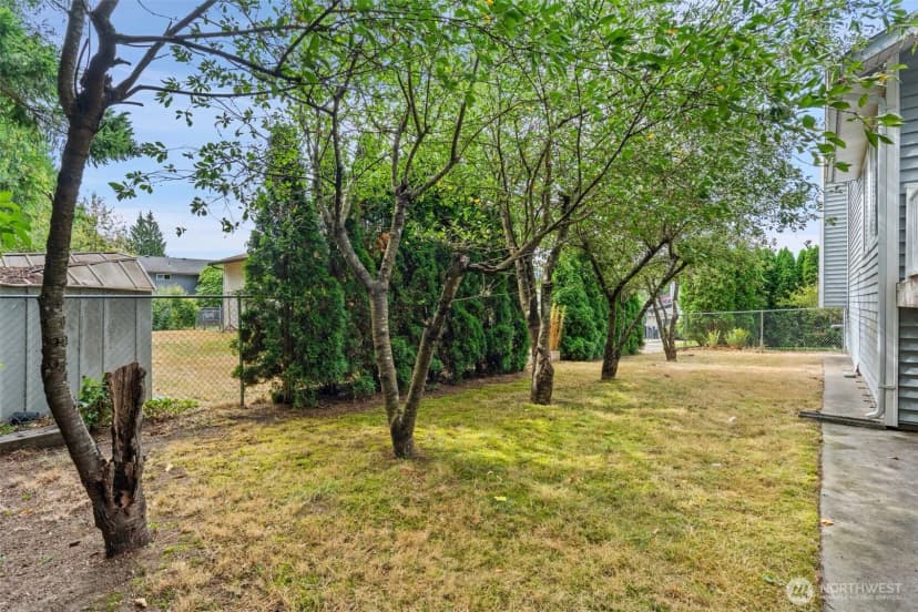 Property photo for 7048 7048 Aegean Boulevard Ne, Bremerton photo 30