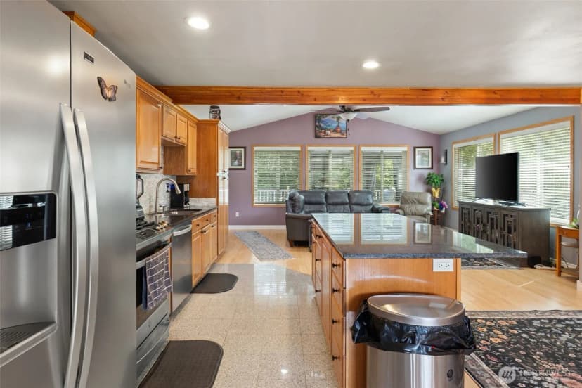 Property photo for 7048 7048 Aegean Boulevard Ne, Bremerton photo 12