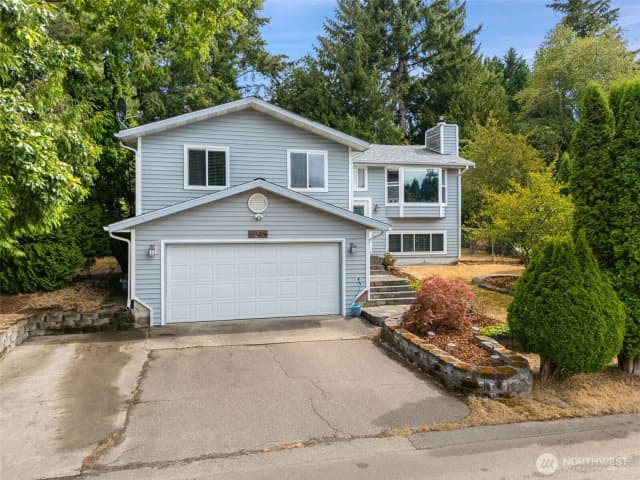Property photo for 7048 7048 Aegean Boulevard Ne, Bremerton