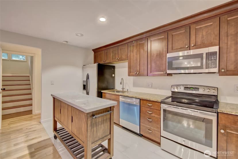 Property photo for 17212 197th Avenue Ne, Woodinville photo 28