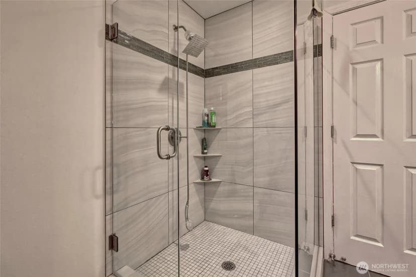 Property photo for 17212 197th Avenue Ne, Woodinville photo 27